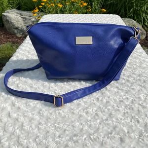 Remi & Reid Pebbled Faux Leather Adjustable Shoulder Bag